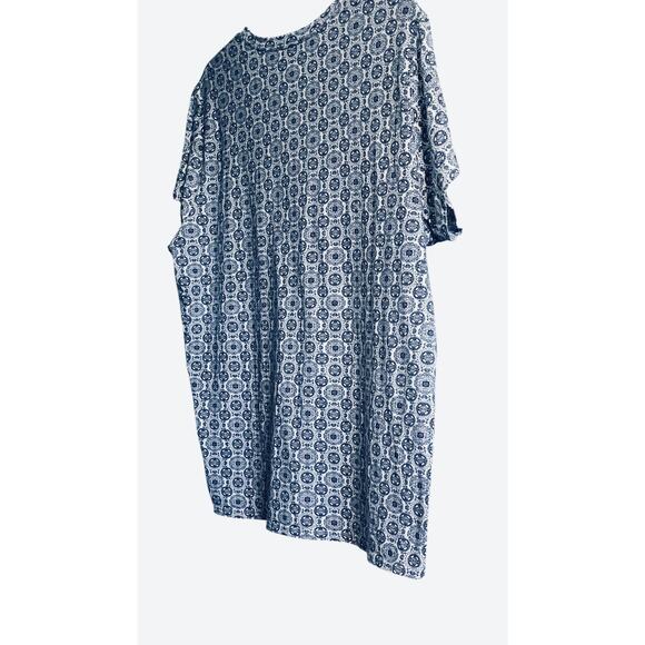 BLUE MOUNTAIN SHORT SLV PULL-OVER V-NECK TOP, WOMENS, 2X, BLUE GEOMETRIC PATTERN - Picture 7 of 11